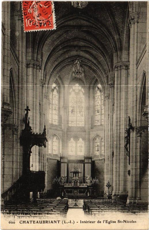 Carte postale ancienne Chateaubriant interieur de l'Eglise Saint-Nicolas