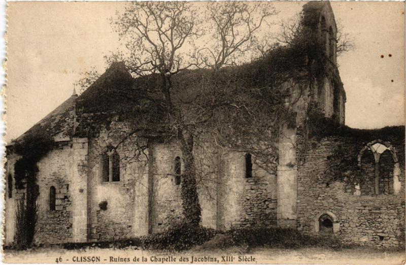 Carte postale ancienne Clisson cour d'honneur du Chateau à Clisson
