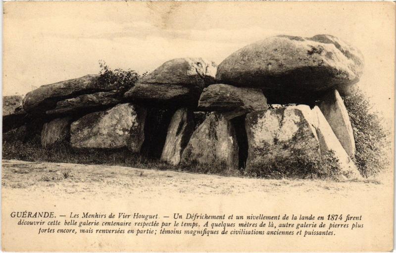 Carte postale ancienne Guerande les menhirs de Vier Hougert