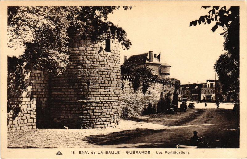 Carte postale ancienne Guerande les fortifications