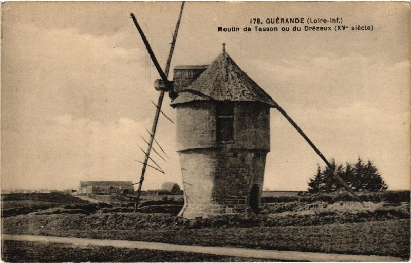 Carte postale ancienne Guerande Moulin de Tesson