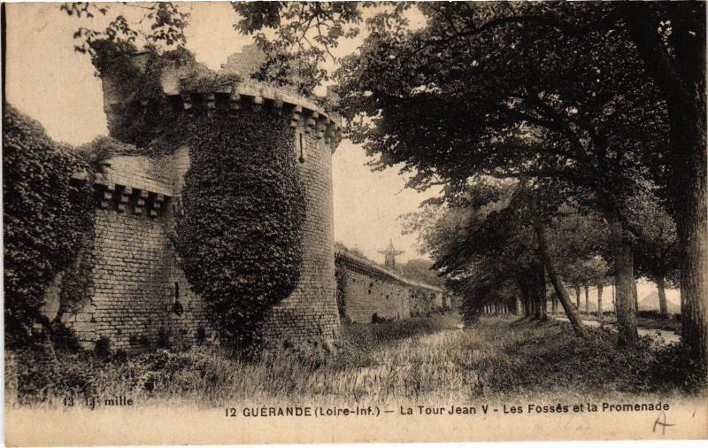 Carte postale ancienne Guerande Tour Jean V