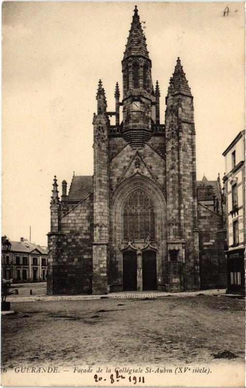 Carte postale ancienne Guerande Collegiale Saint-Aubin