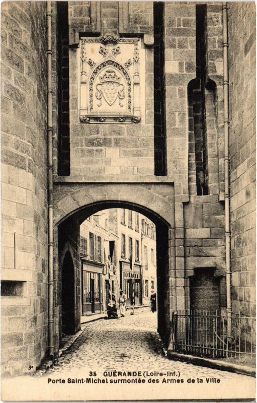Carte postale ancienne Guerande Porte Saint-Michel