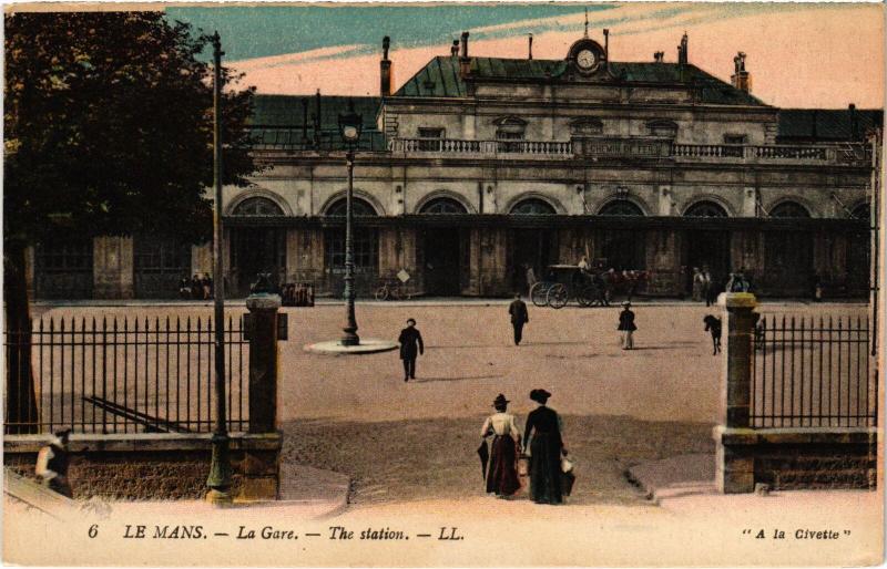 Carte postale ancienne Le Mans La Gare France au Mans