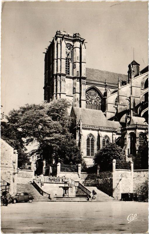 Carte postale ancienne Le Mans Cathedrale France au Mans