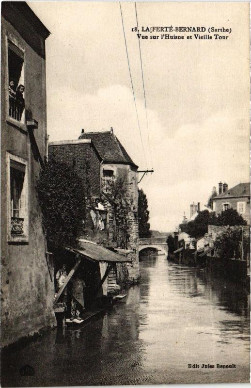 Carte postale ancienne La Ferte-Bernard Vue sur l'Huisne et Vieille Tour France