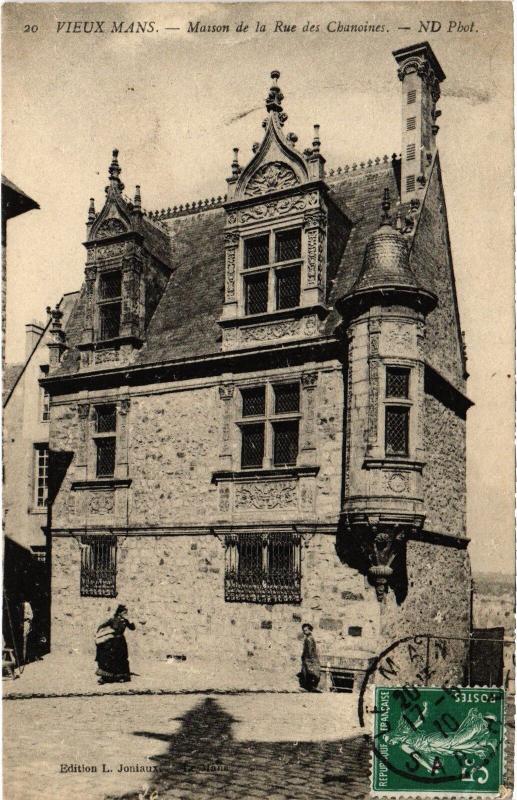 Carte postale ancienne Le Mans Maison de la Rue des Chanoines France au Mans
