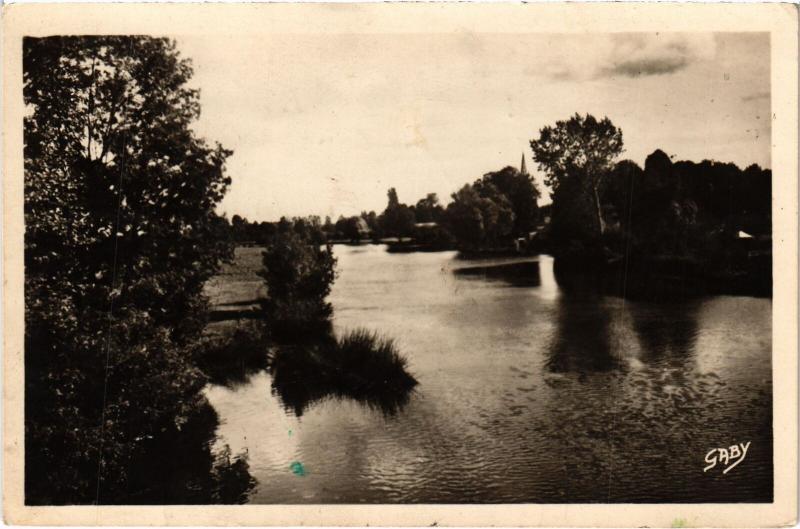 Carte postale ancienne La Fleche Bords du Loir France