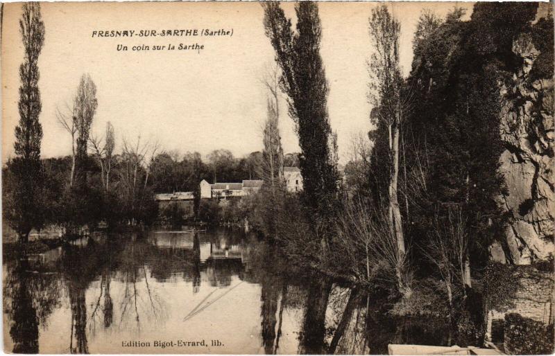 Carte postale ancienne Fresnay-sur-Sarthe Un Coin sur la sarthe France à Fresnay-sur-Sarthe