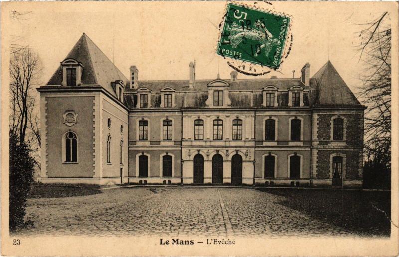 Carte postale ancienne Le Mans Eveche France au Mans