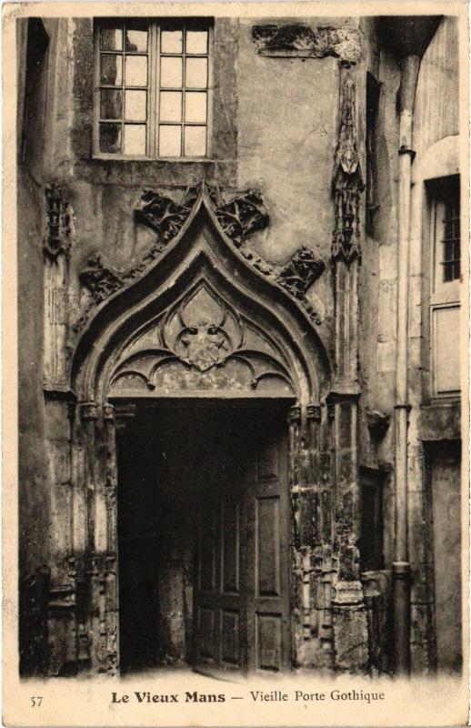 Carte postale ancienne Le Mans Vieille Porte Gothique France au Mans
