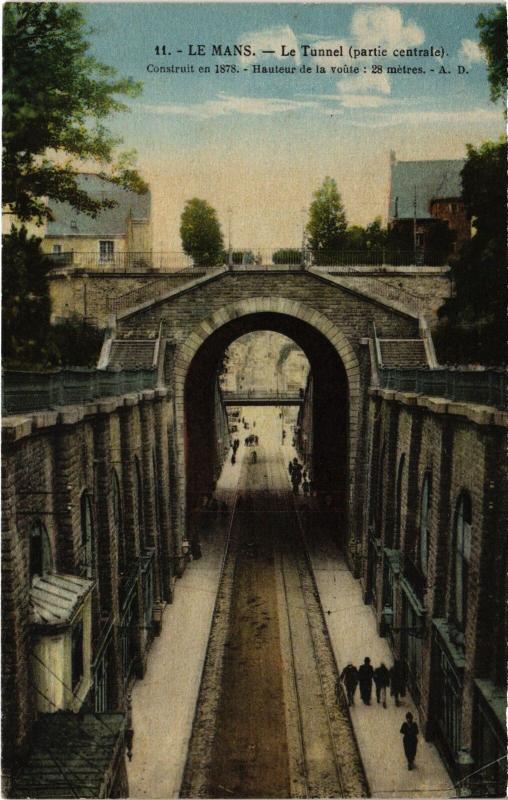 Carte postale ancienne Le Mans Tunnel France au Mans