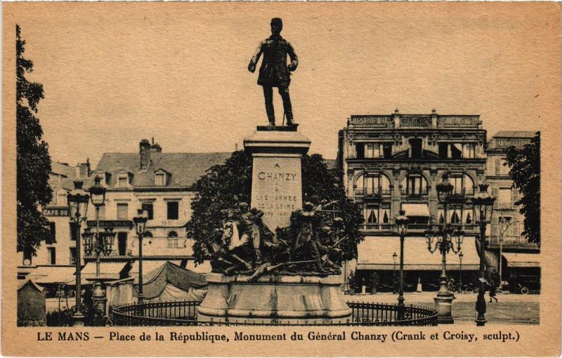 Carte postale ancienne Le Mans Place de la Republique France au Mans