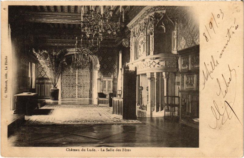 Carte postale ancienne Le Lude Chateau - Salle des Fetes France au Lude