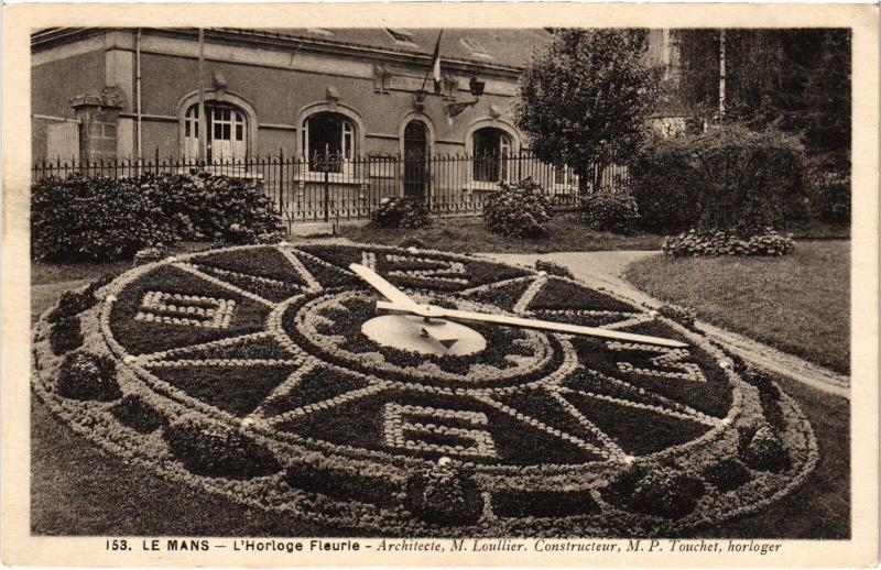 Carte postale ancienne Le Mans Horloge Fleurie France au Mans