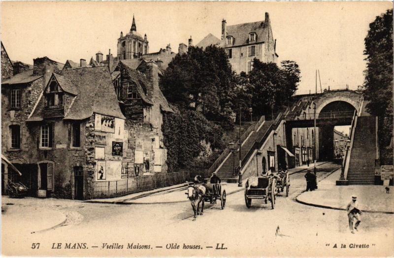 Carte postale ancienne Le Mans Vieilles Maisons France au Mans