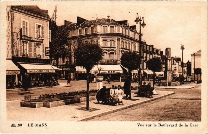 Carte postale ancienne Le Mans Vue sur le Boulevard de la Gare France au Mans