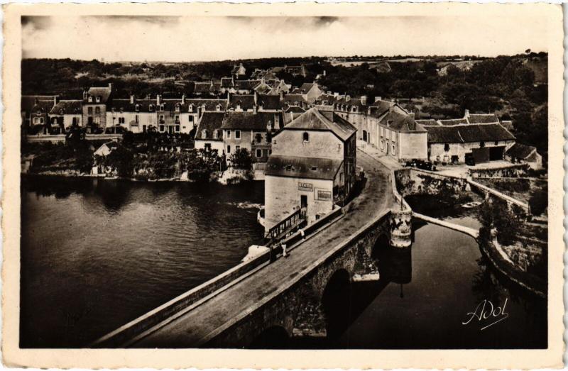Carte postale ancienne Fresnay-sur-Sarthe Pont et Moulin sur la Sarthe France à Fresnay-sur-Sarthe