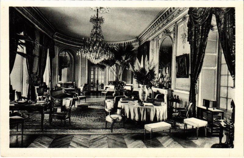 Carte postale ancienne Le Lude Le Grand Salon du Chateau France au Lude