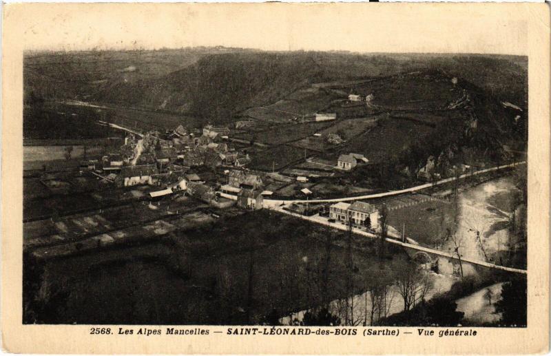 Carte postale ancienne Saint-Leonard-des-Bois Vue Generale France