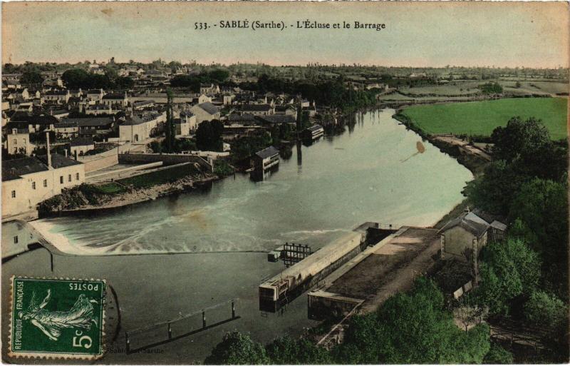 Carte postale ancienne Sable-sur-Sarthe Ecluse - Barrage France