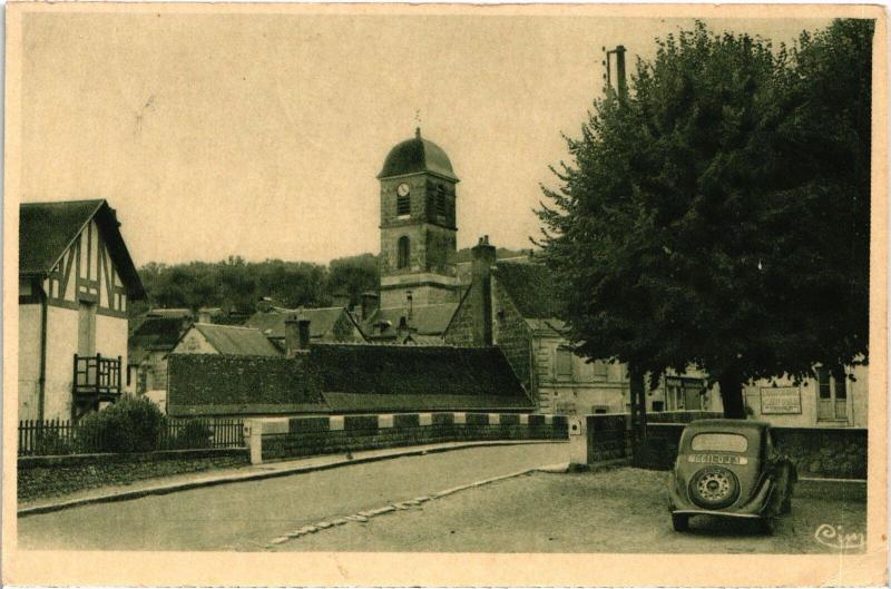Carte postale ancienne La Chartre-sur-le-Loir Eglise France à La Chartre-sur-le-Loir