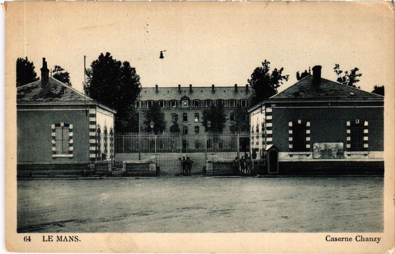 Carte postale ancienne Le Mans Caserne Chanzy France au Mans