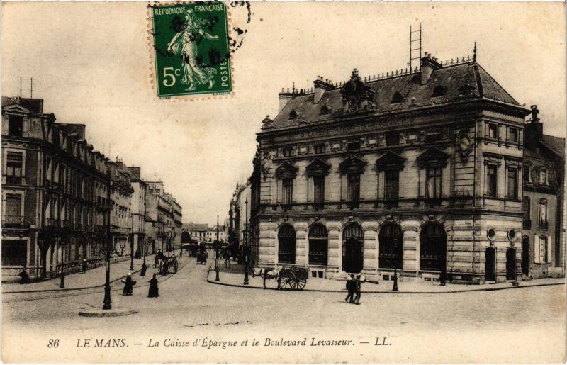 Carte postale ancienne Le Mans Caisse d'Epargne - Bouvelard Levasseur France au Mans