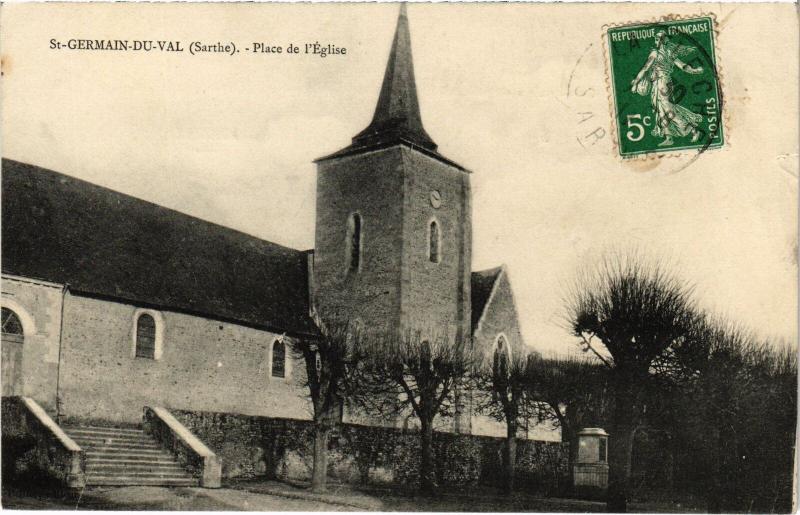 Carte postale ancienne Saint-Germain-du-Val Place de l'Eglise France