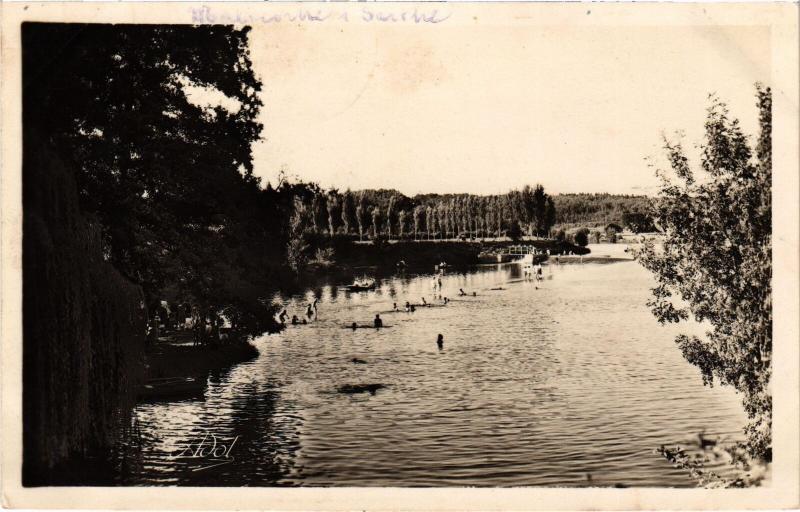 Carte postale ancienne Malicorne-sur-Sarthe La Baignade vue des Ponts France à Malicorne-sur-Sarthe