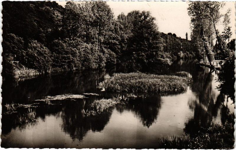 Carte postale ancienne Souge-le-Ganelon La Sarthe vue du Pont France