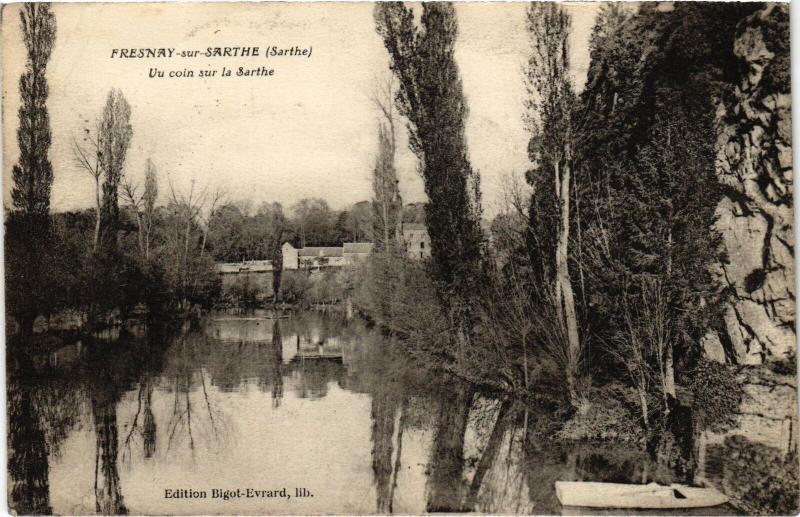 Carte postale ancienne Fresnay-sur-Sarthe Un Coin sur la Sarthe France à Fresnay-sur-Sarthe