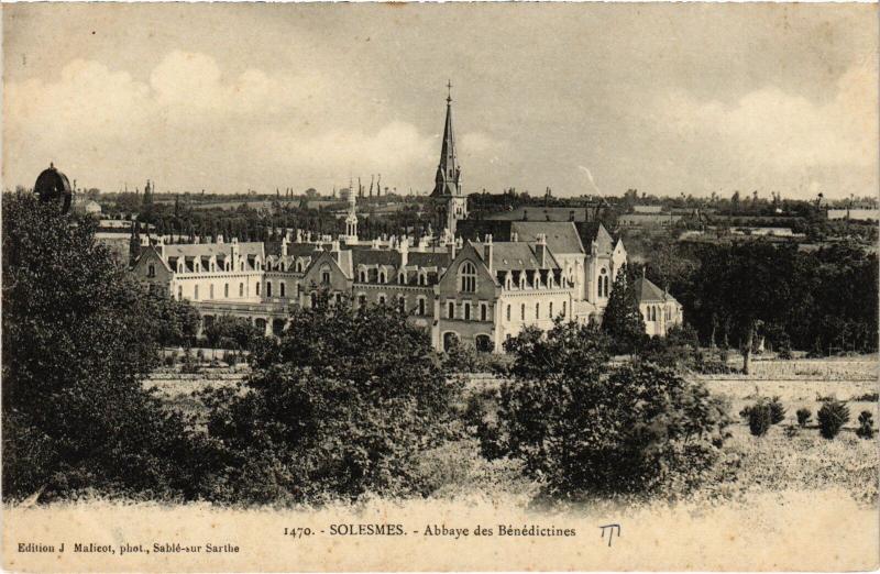 Carte postale ancienne Solesmes Abbaye de Benedictins France à Solesmes