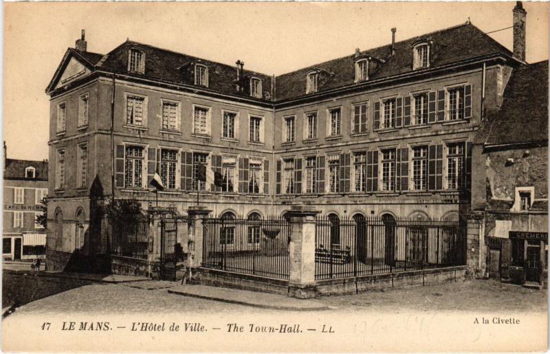 Carte postale ancienne Le Mans Hotel de Ville France au Mans