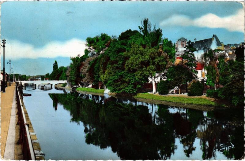 Carte postale ancienne Le Mans La Sarthe et les Quais France au Mans