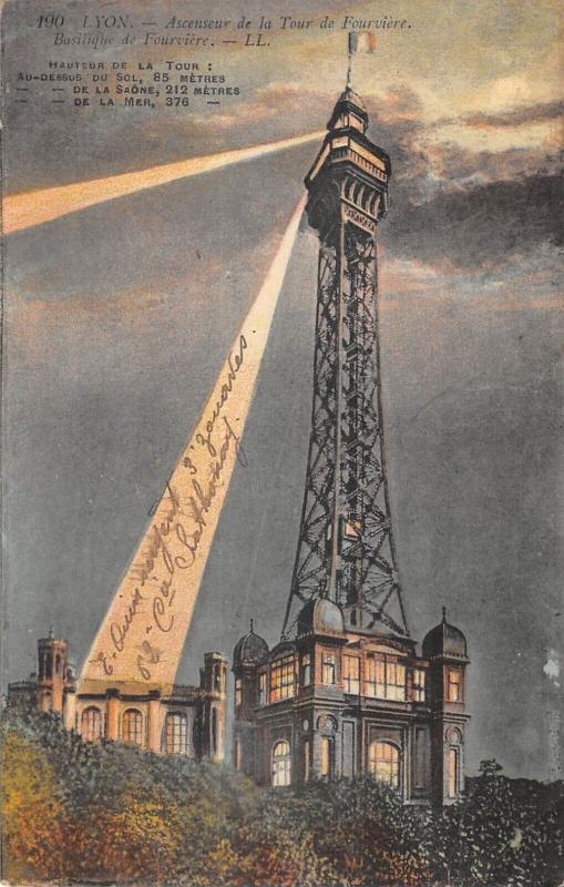 Carte postale ancienne Lyon - Ascenseur De La Tour De Fourvieres - Basilique à Lyon