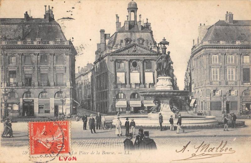 Carte postale ancienne Lyon - La Place De La Bourse à Lyon