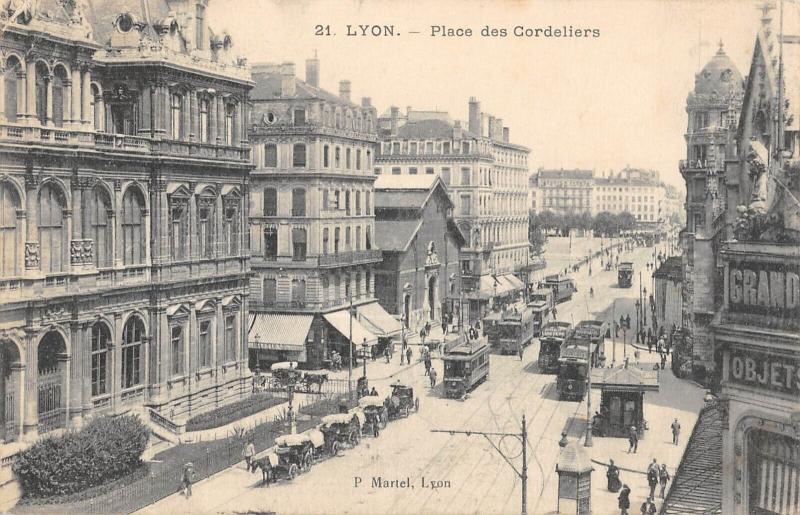 Carte postale ancienne Lyon - La Place Des Cordeliers à Lyon
