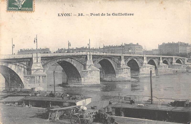 Carte postale ancienne Lyon - Pont E La Guillotiere à Lyon