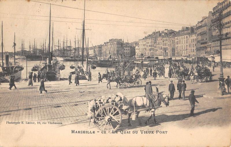 Carte postale ancienne Marseille - Le Quai Du Vieux Port à Marseille