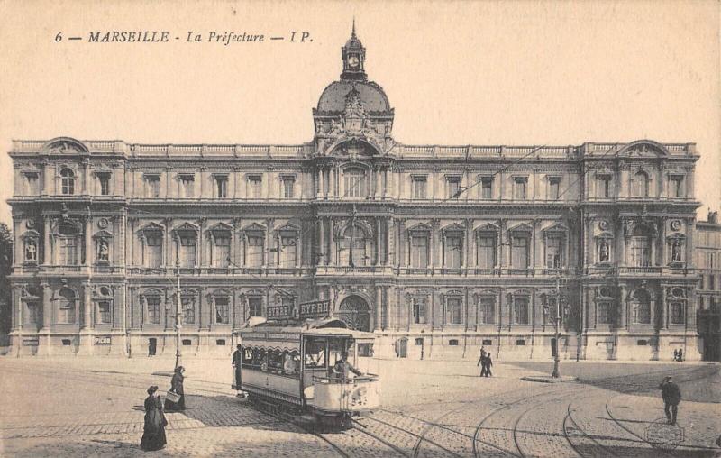 Carte postale ancienne Marseille - La Prefecture - Tramway à Marseille