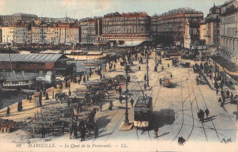 Carte postale ancienne Marseille - Quai De La Fraternite - Tramway à Marseille