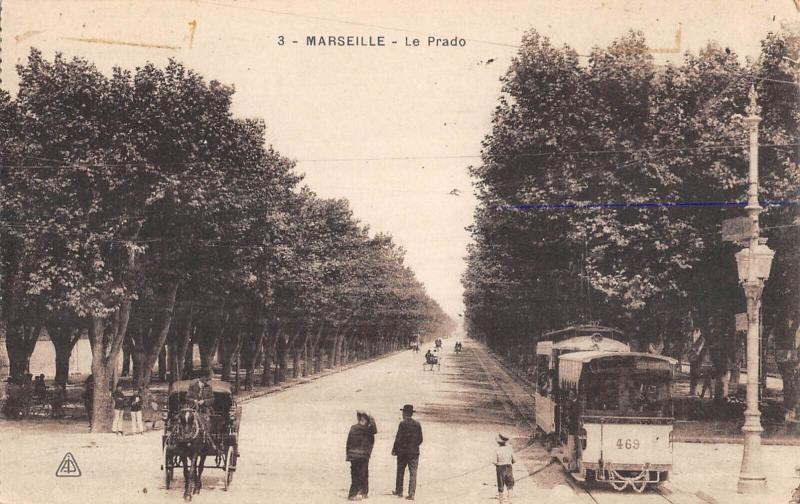 Carte postale ancienne Marseille - Le Prado - Tramway à Marseille