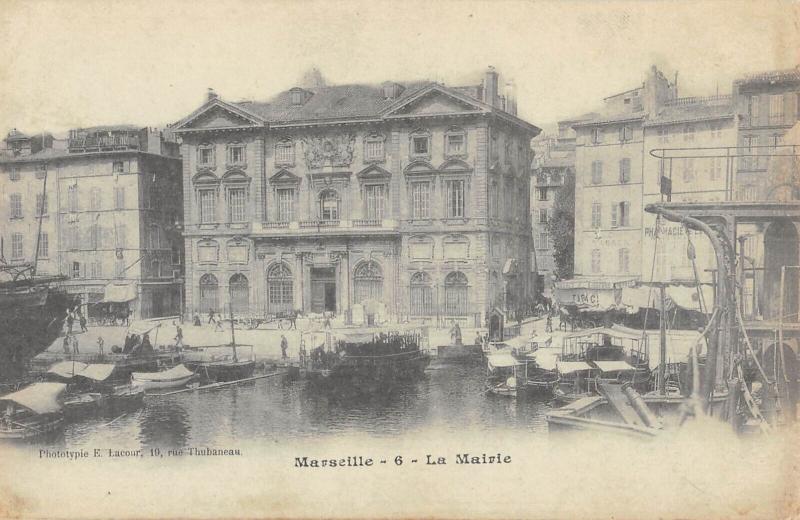 Carte postale ancienne Marseille - La Mairie à Marseille