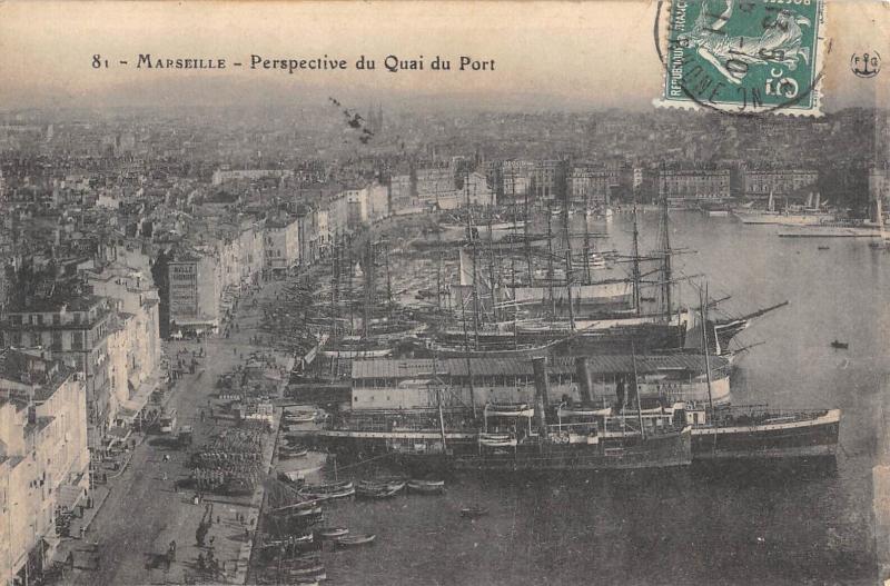 Carte postale ancienne Marseille - Perspective Du Quai Du Port à Marseille