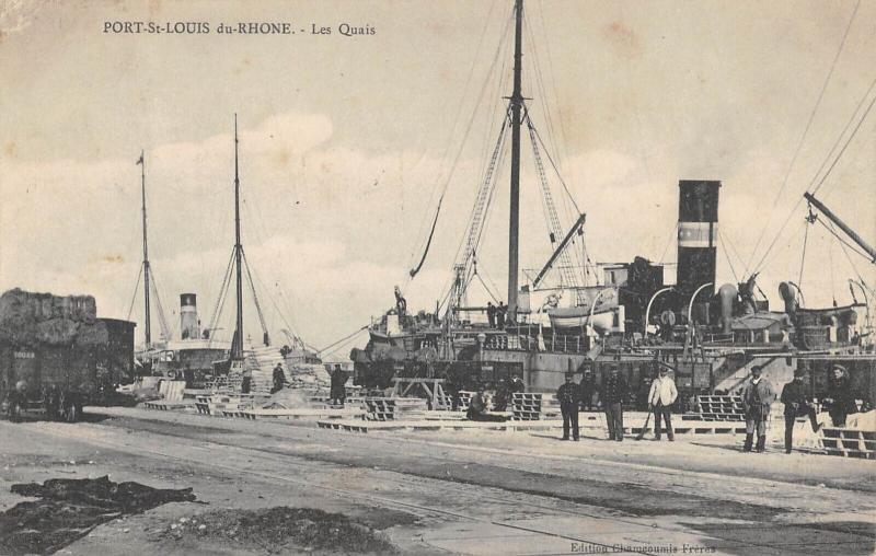 Carte postale ancienne Port Saint Louis Du Rhone - Les Quais à Port-Saint-Louis-du-Rhône