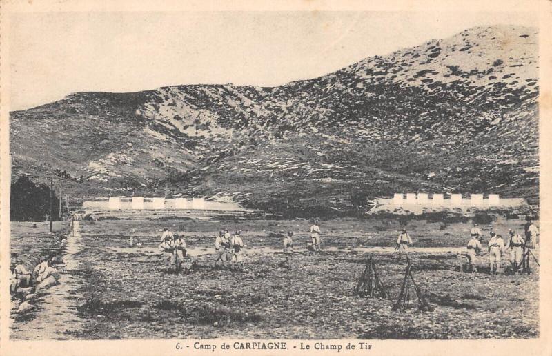 Carte postale ancienne Camp De Carpiagne - Le Champ De Tir