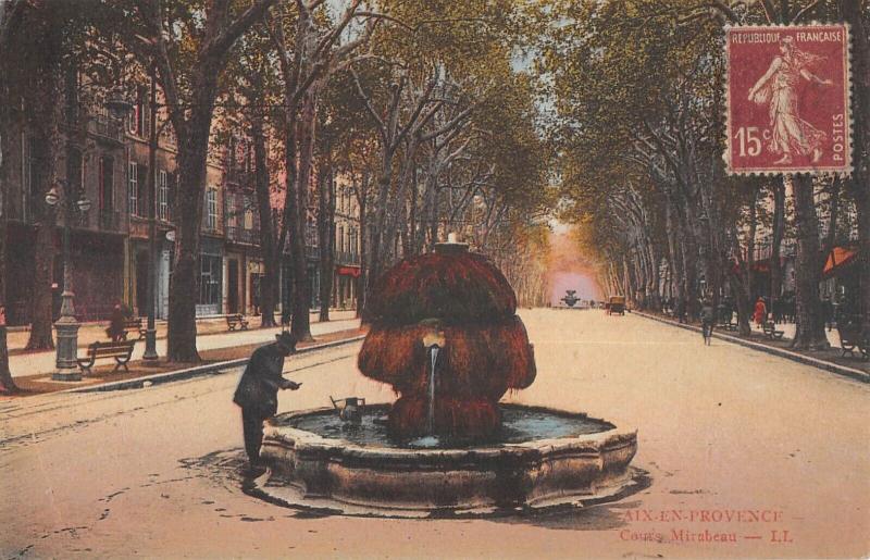 Carte postale ancienne Aix En Provence - Cours Mirabeau à Aix-en-Provence