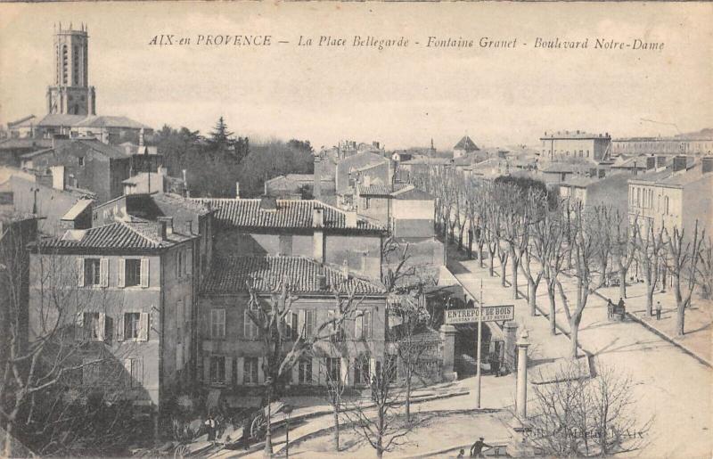 Carte postale ancienne Aix En Provence - La Place Bellegarde à Aix-en-Provence